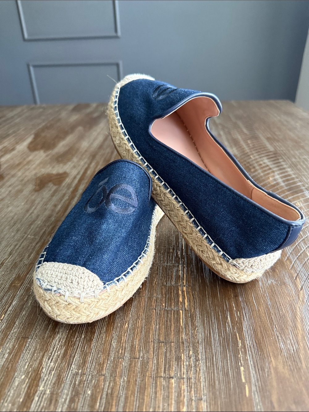 Cloe Espadrille Flats with Embroidered Logo size 7.5